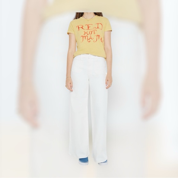 MOTHER Tops - MOTHER
The Sinful Short Sleeve
Graphic T-Shirt